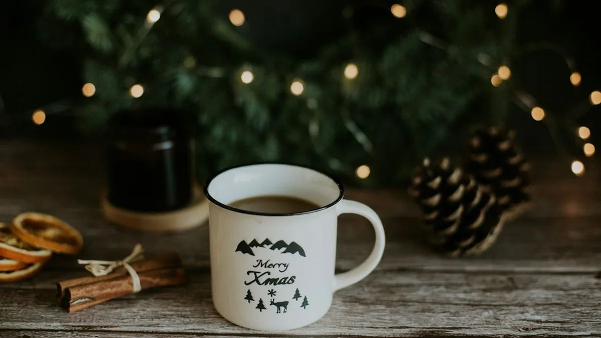 Cadeau de Noël pour maman : 20 idées qui lui ressemblent, de 10 € à plus de 50 €