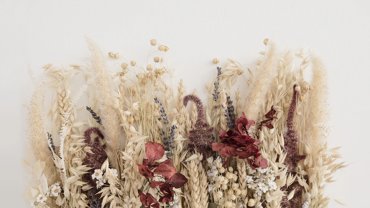 Idée cadeau pour une marraine : un présent soigné avec ruban et fleurs séchées
